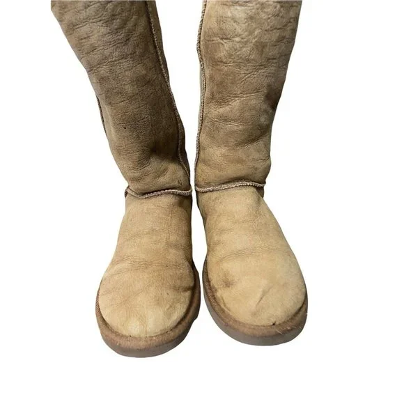 UGG Australia Classic Short II Boots for Women Size W8 Chestnut